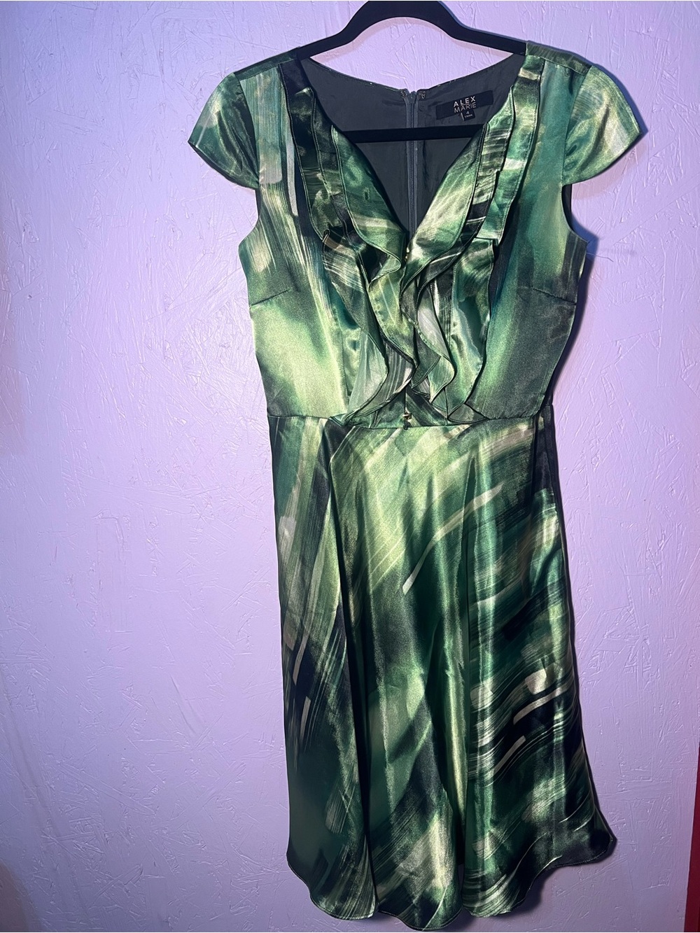 Msrp 298$ Alex Evenings Green Ruffled Cap-Sleeve Dress